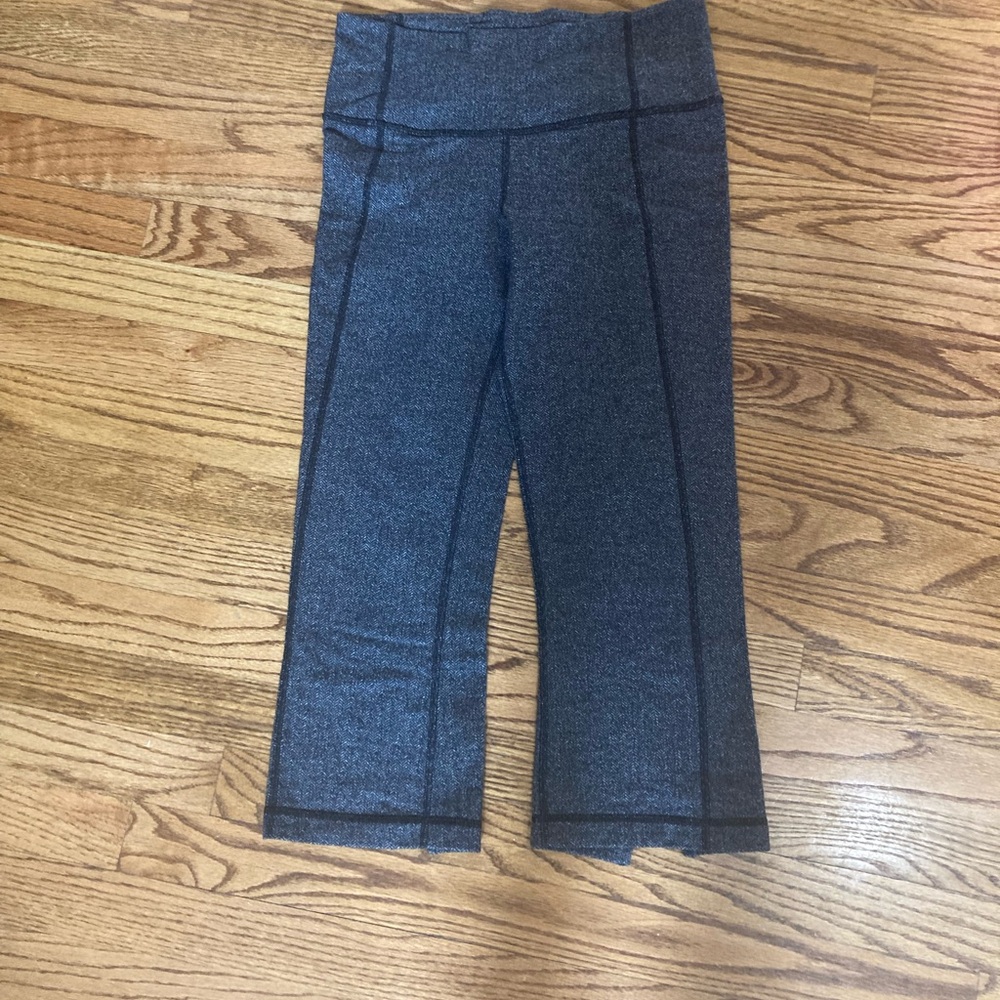 Lululemon Herringbone Capri 20” Leggings